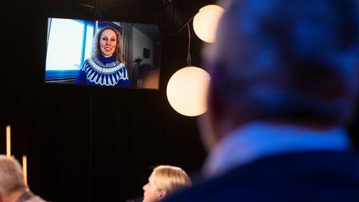 Aurelia Hölzer  im 3nach9-Studio