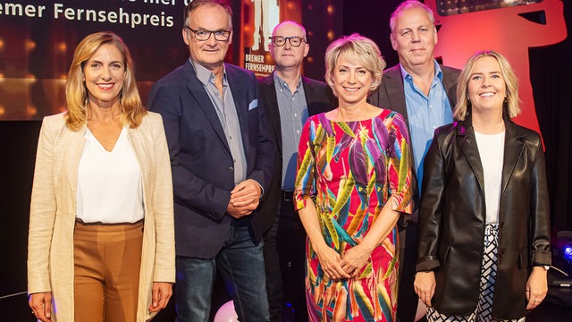 Gruppenfoto der Jury-Mitglieder beim Bremer Fernsehpreis