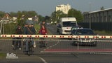 Geschlossene Bahnschranke in Neustadt am Rübenberge