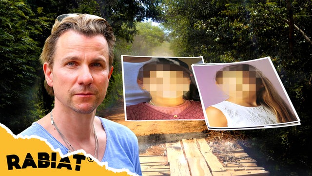 Reihenbild Rabiat "Entführte Kinder". Ein Mann neben den verpixelten Bildern von zwei Kindern.