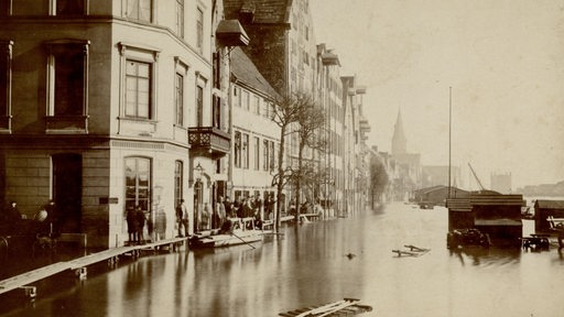 Überschwemmte Weser an der Schlachte