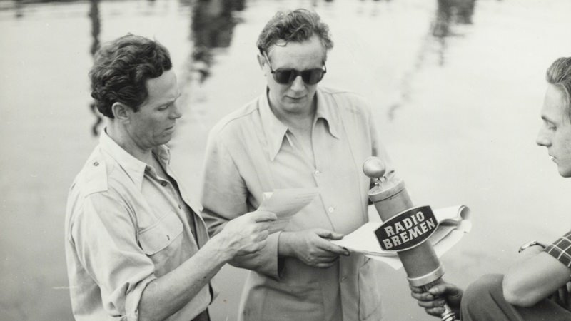 Karl John, Helmut Käutner und ein Aufnahmetechniker mit Mikrofon